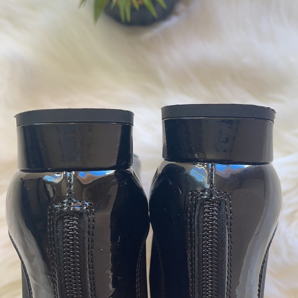 Attilio Giusti Leombruni Black Patent Ankle Boots - Picture 9 of 12